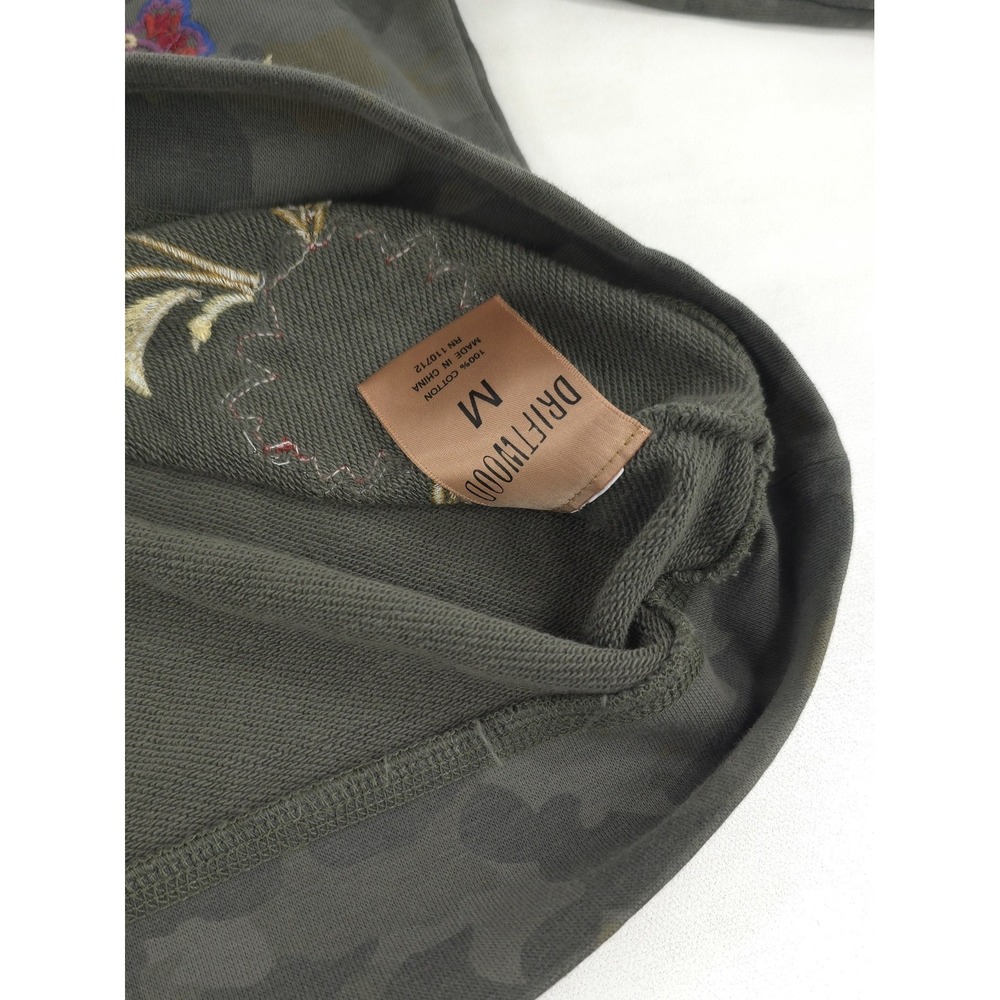 Driftwood Teddy Sweatshirt Green Floral Embroidered Size Medium Classic Fit - Picture 7 of 7